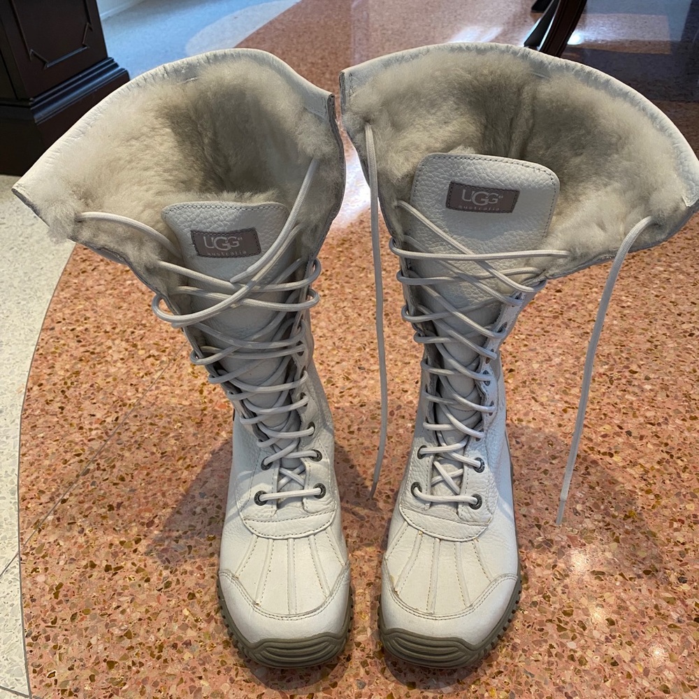 Off white snow boots